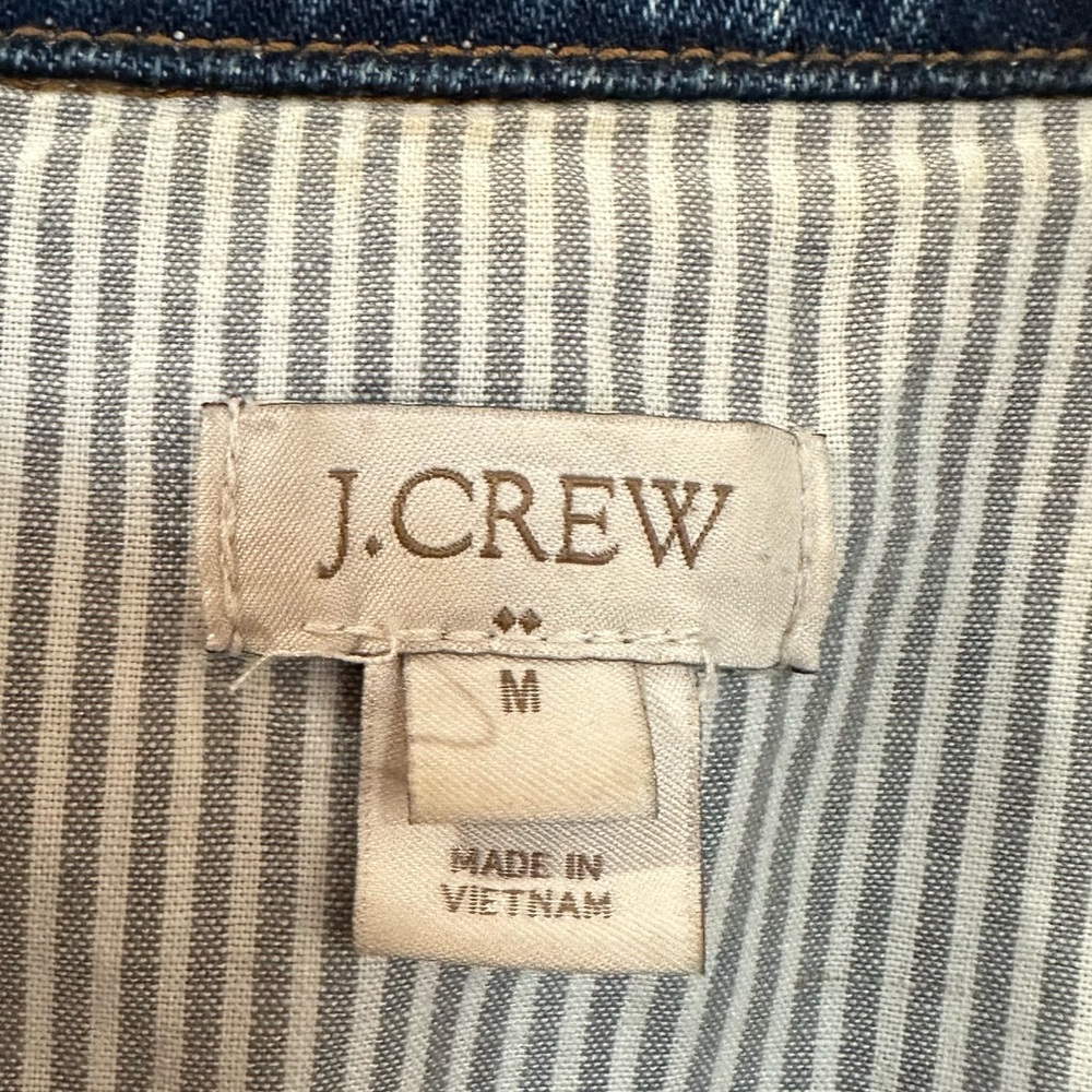 Woman’s Jean Jacket - Picture 6 of 6